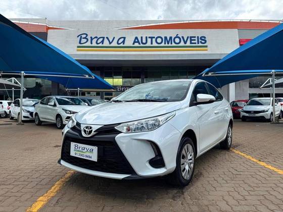 TOYOTA YARIS 1.5 16V FLEX SEDAN XL LIVE MULTIDRIVE TOYOTA YARIS 1.5 16V FLEX SEDAN XL LIVE MULTIDRIVE
